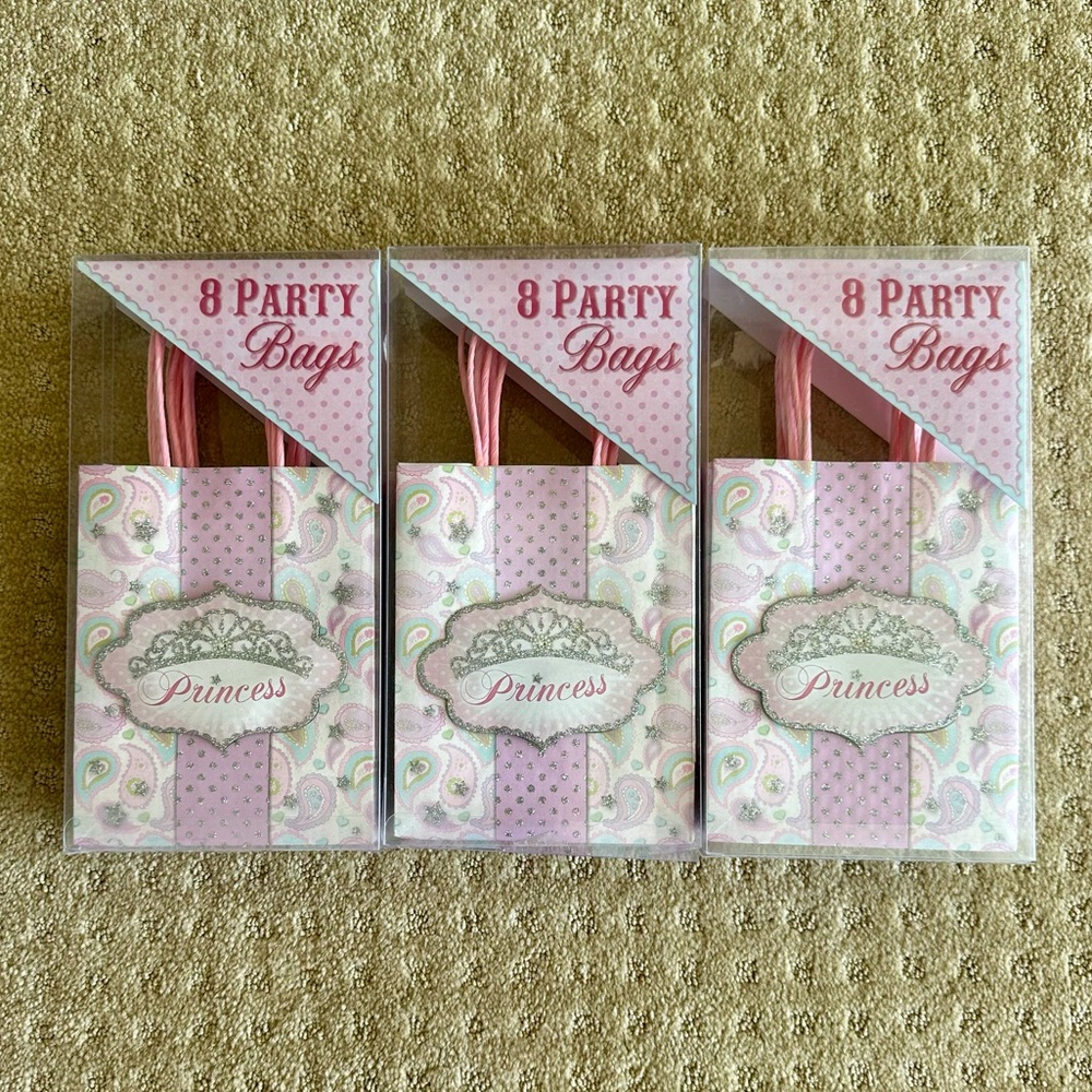 BRAND NEW Set Of 3 Punch Studio Princess Glitter Party Bags, 24 Bags Total